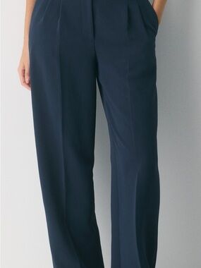 Aritzia Effortless Pant